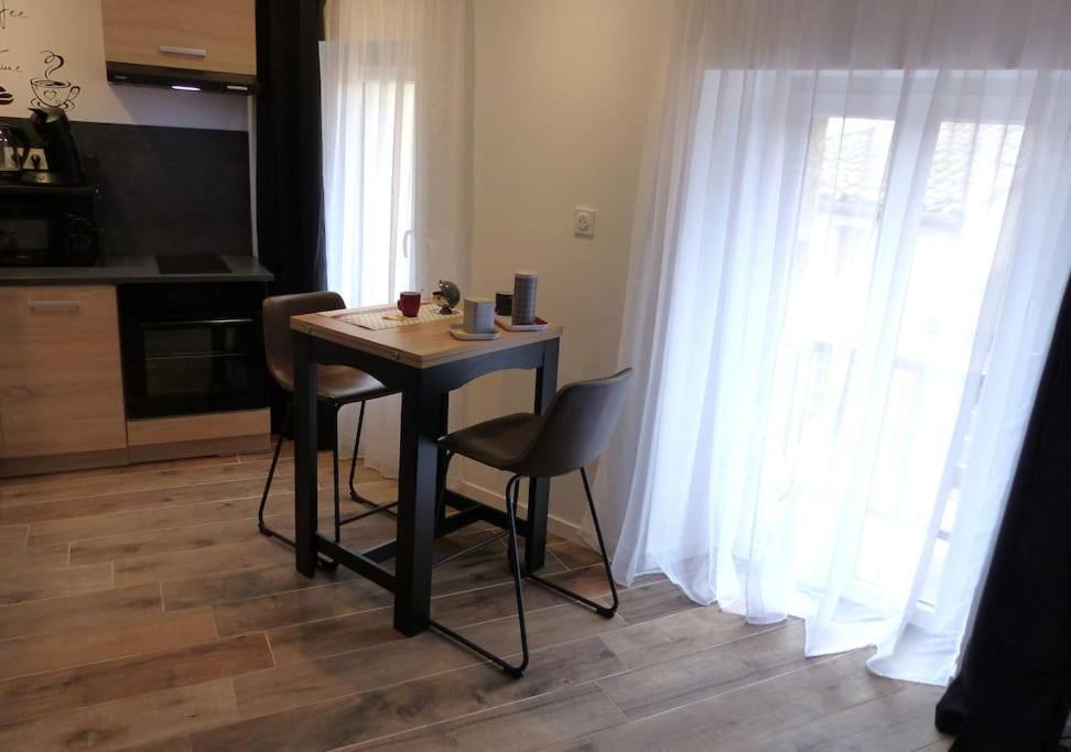 La Pierre N°6 Grand Studio Avec Clim Tartas Kültér fotó